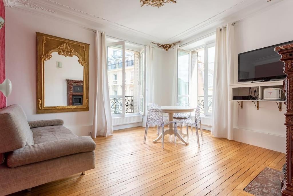 Apartament Le Marais, Fantastic View On Archives Nationales Paryż Zewnętrze zdjęcie