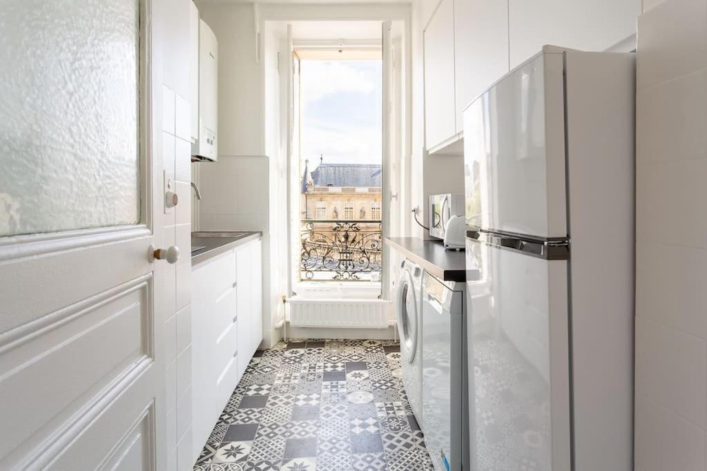 Apartament Le Marais, Fantastic View On Archives Nationales Paryż Zewnętrze zdjęcie